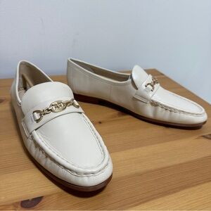 Sam Edelman Lucca Ivory Leather Chain Loafers Slip-On Flats Size 11 NWT